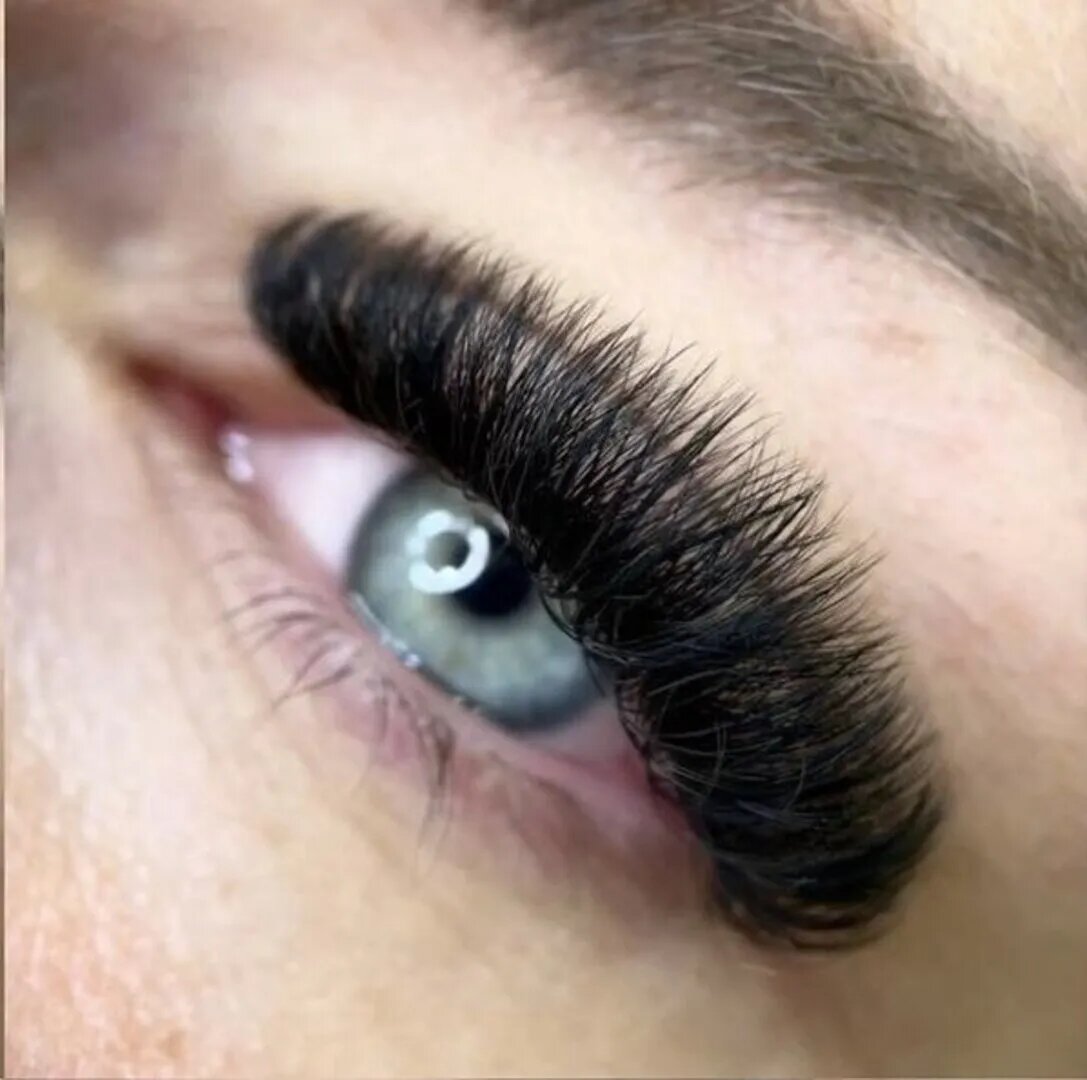 Wimpernverlängerung Arbeit 9